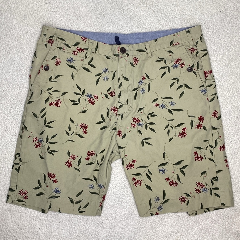 Penfield Floral Shorts: Size 36
